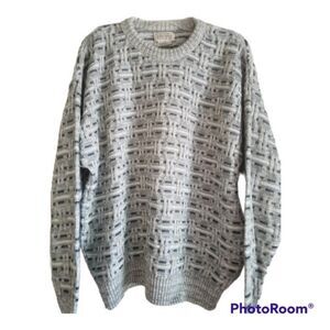 Authentic St. John's Bay Gray, White and Black Sweater Size Large NWOT